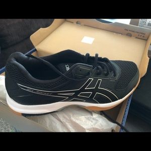 Ascics women’s sneakers